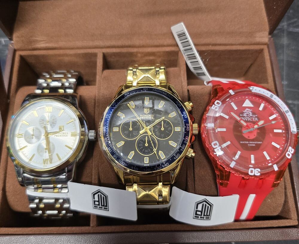 Invicta X Montres Prestige Bundle, 3 Watches and 1 Watch Case
